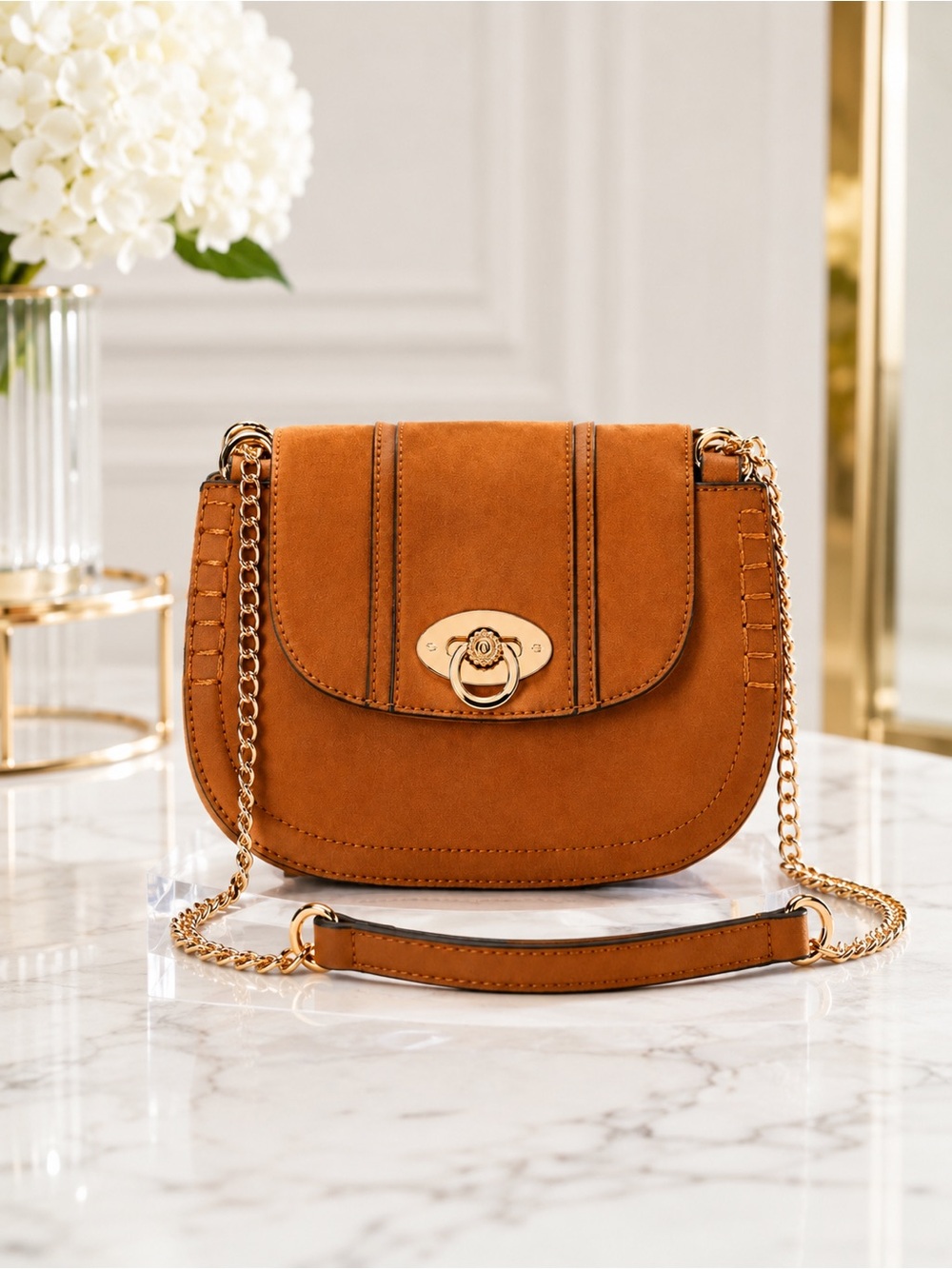 LC Lauren Conrad Tan Saddle Crossbody Bag Gold Chain Classic Chic NWT